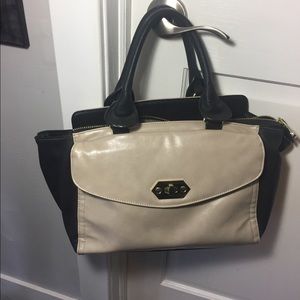 Steve Madden hand bag